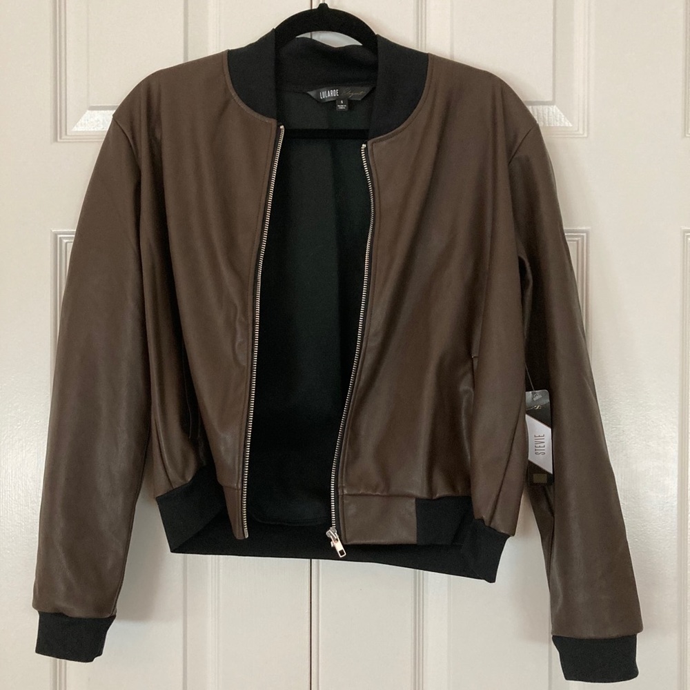 Faux leather bomber jacket 🌟